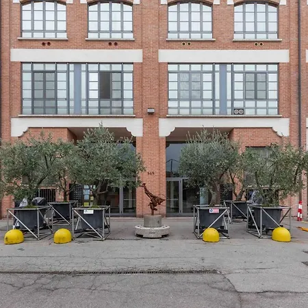Linate Bright Flat Apartment